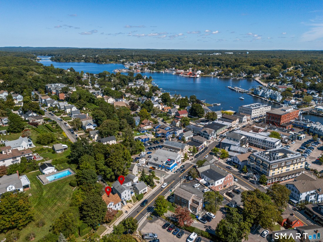 Groton, Connecticut, United States 5 - 18928798