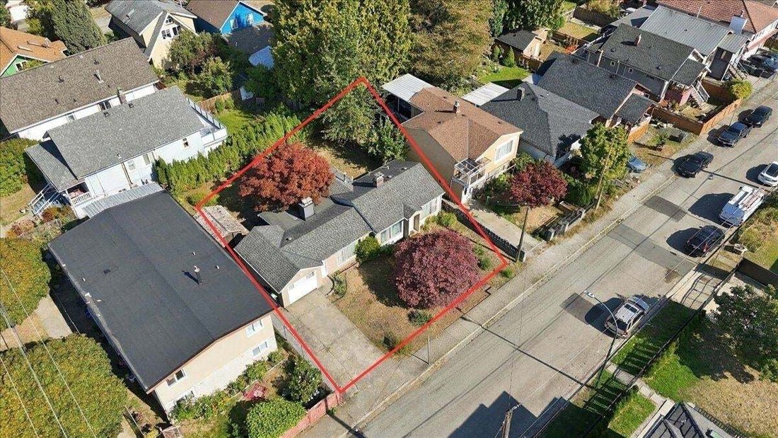 House in Vancouver, British Columbia, Canada 1 - 18928817