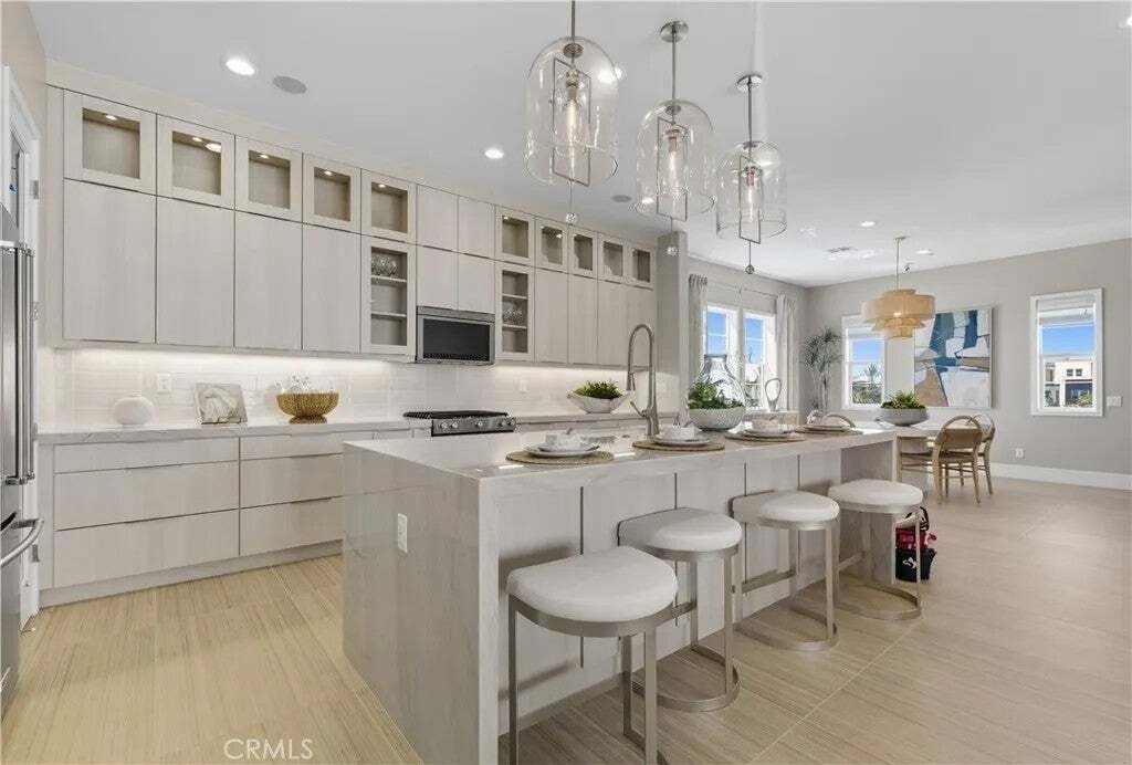 Condo in Montebello, California, United States 5 - 18928598