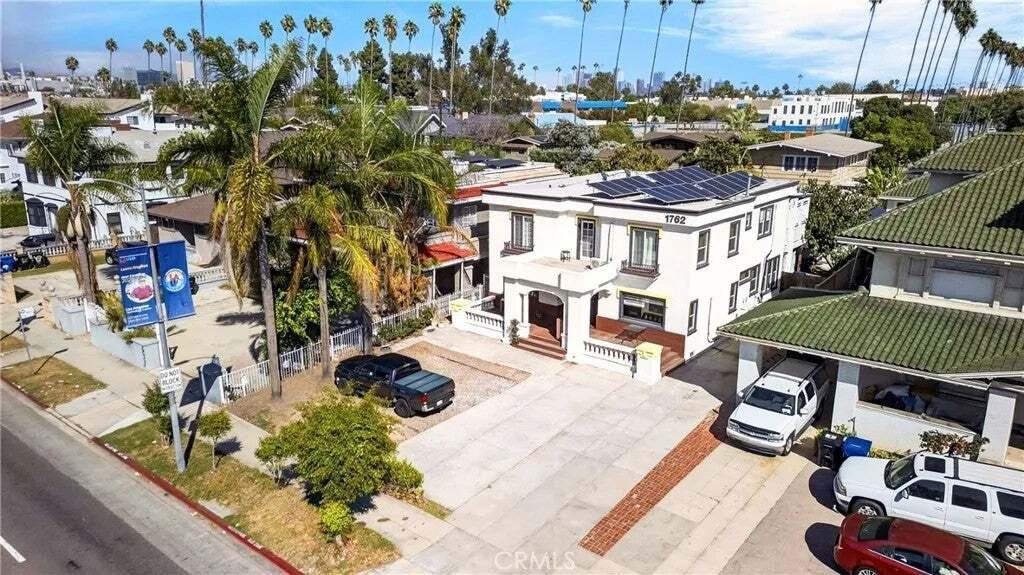 Condo in Los Angeles, California, United States 2 - 18928633
