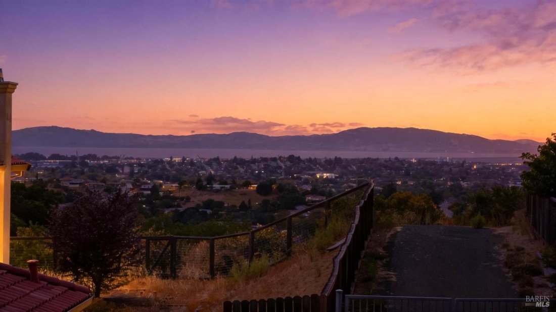 House in Vallejo, California, United States 5 - 18928863