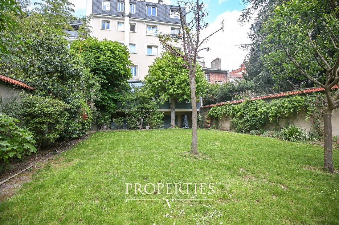 Apartment in Vincennes, Ile-de-France, France 1 - 18929245