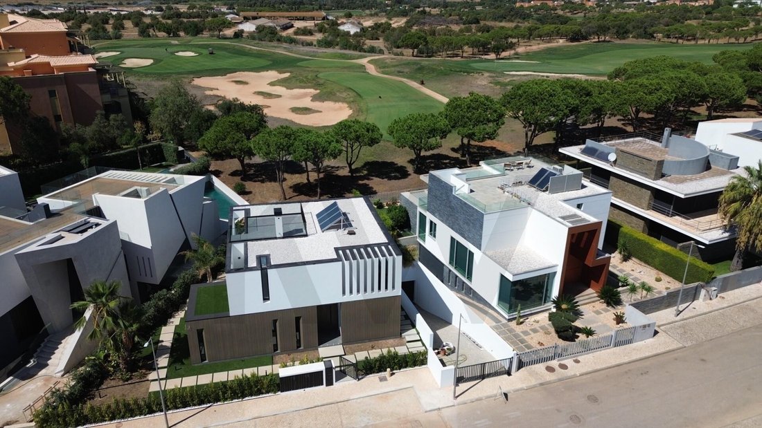 Townhouse in Vilamoura, Quarteira, Algarve 1 - 15189284