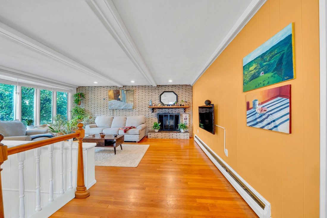 House in Malden, Massachusetts, United States 5 - 18928702