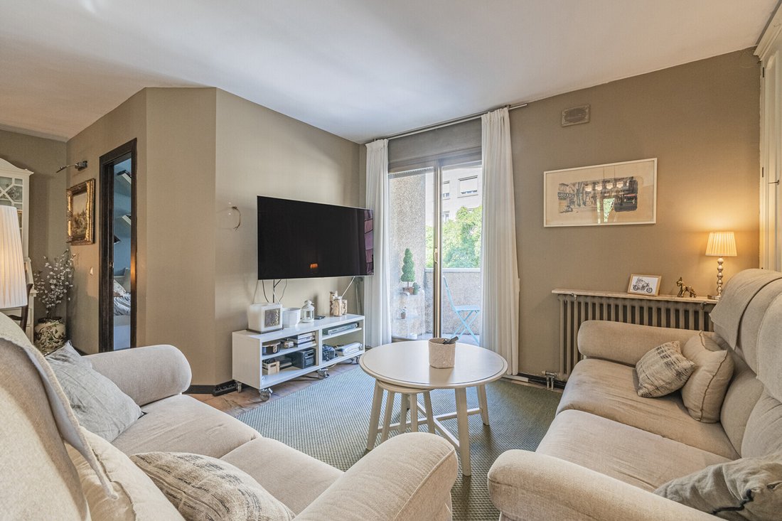 Apartment in Sarrià-Sant Gervasi, Barcelona, Spain 5 - 18929481
