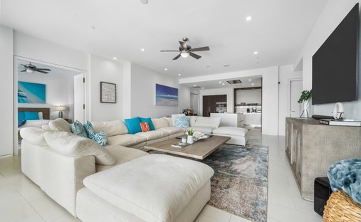 Condo in Nassau, New Providence, The Bahamas 1