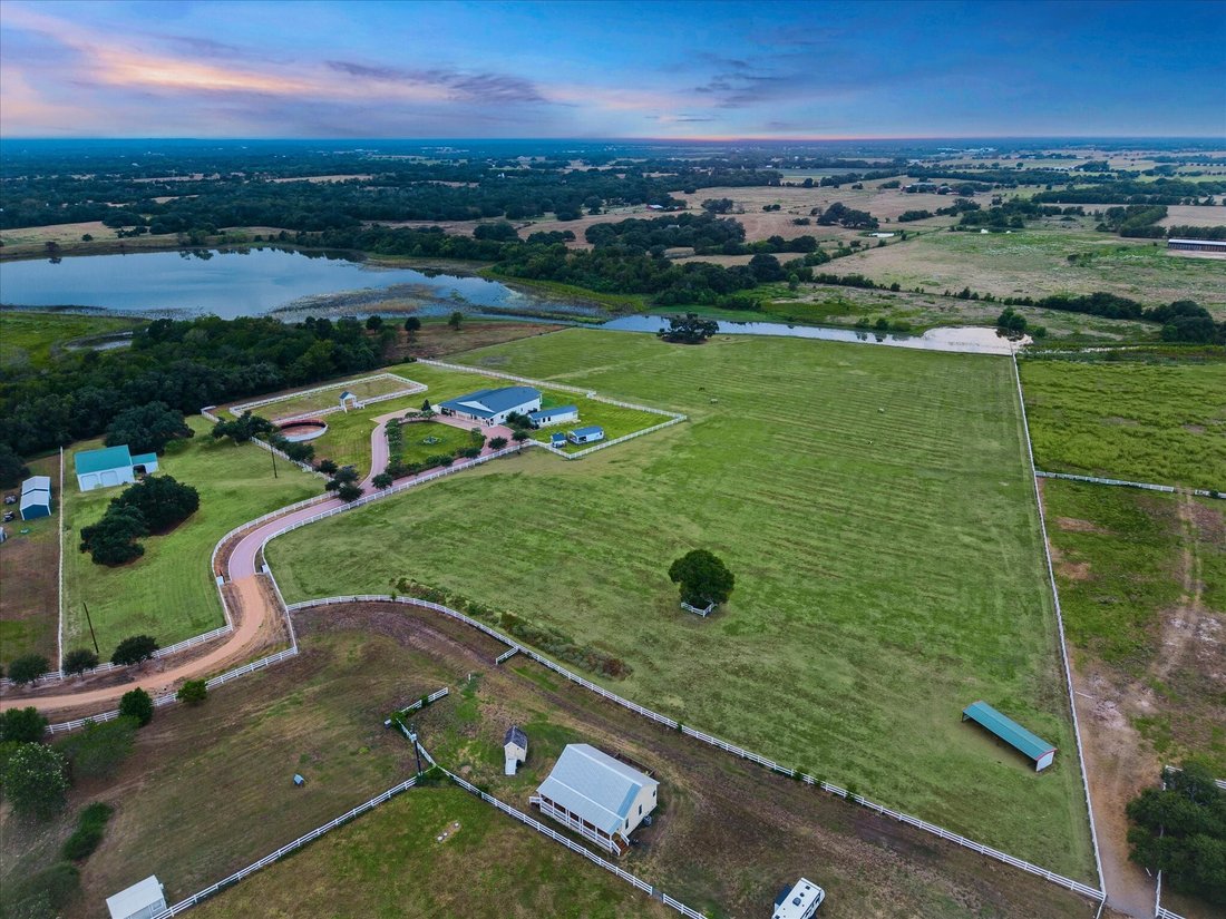 Azienda agricola a Round Top, Texas, Stati Uniti 1 - 18929468