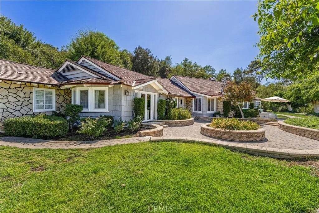 House in Covina, California, United States 3 - 18928611
