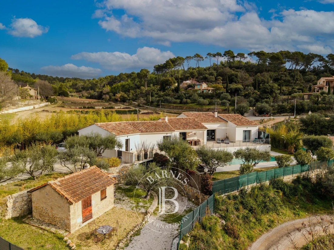 Villa in Cotignac, Provence-Alpes-Côte d'Azur, France 2 - 15188892