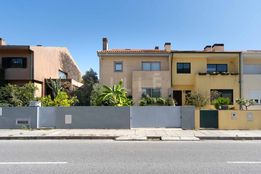 House in Custoias, Leca do Balio e Guifoes, Porto District, Portugal 2 - 18929256