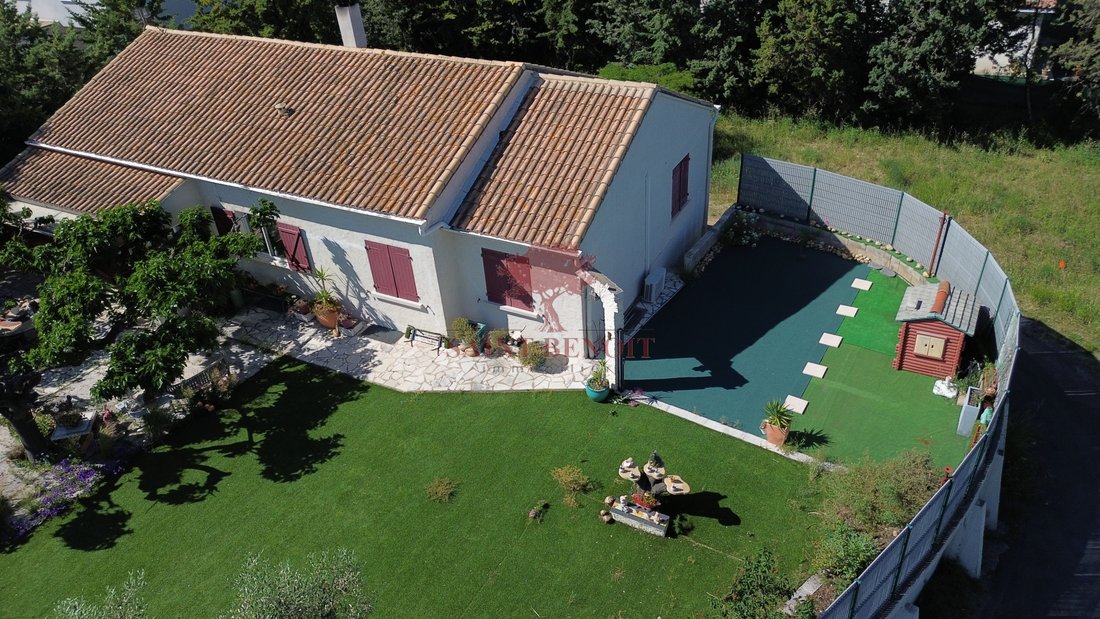Villa in Sud, Saint-Jean-de-Vedas, France 1 - 18929288