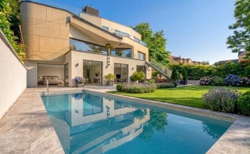 Villa in Vienna, Wien, Austria 1