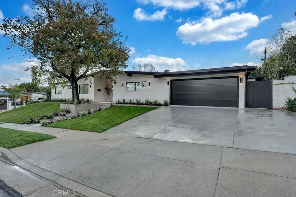 Condo in Los Angeles, California, United States 2 - 18928624