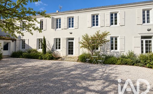 House in Saint Maurice-Fetilly, La Rochelle, France 1