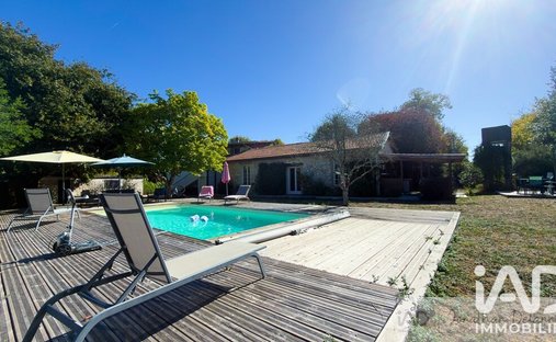 House in Sadirac, Nouvelle-Aquitaine, France 1