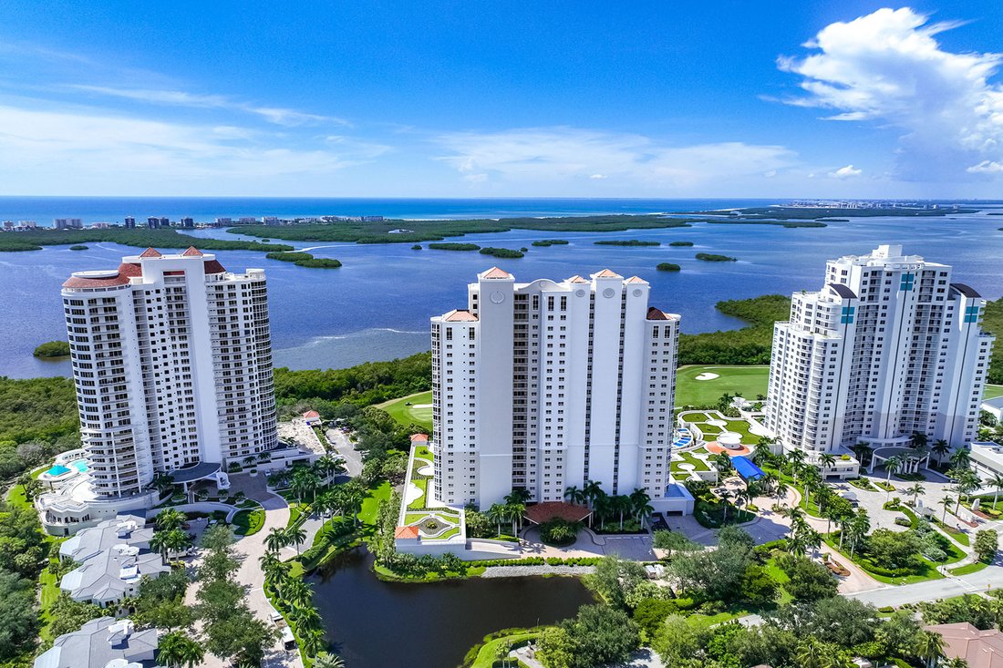 Condo in Bonita Springs, Florida, United States 3 - 18929480