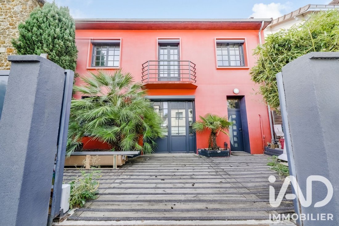 House in Anatole France, Le Plessis-Robinson, France 1 - 18930067