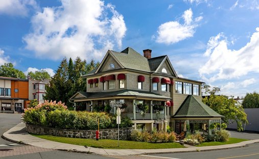 House in Sainte-Agathe-des-Monts, Quebec, Canada 1
