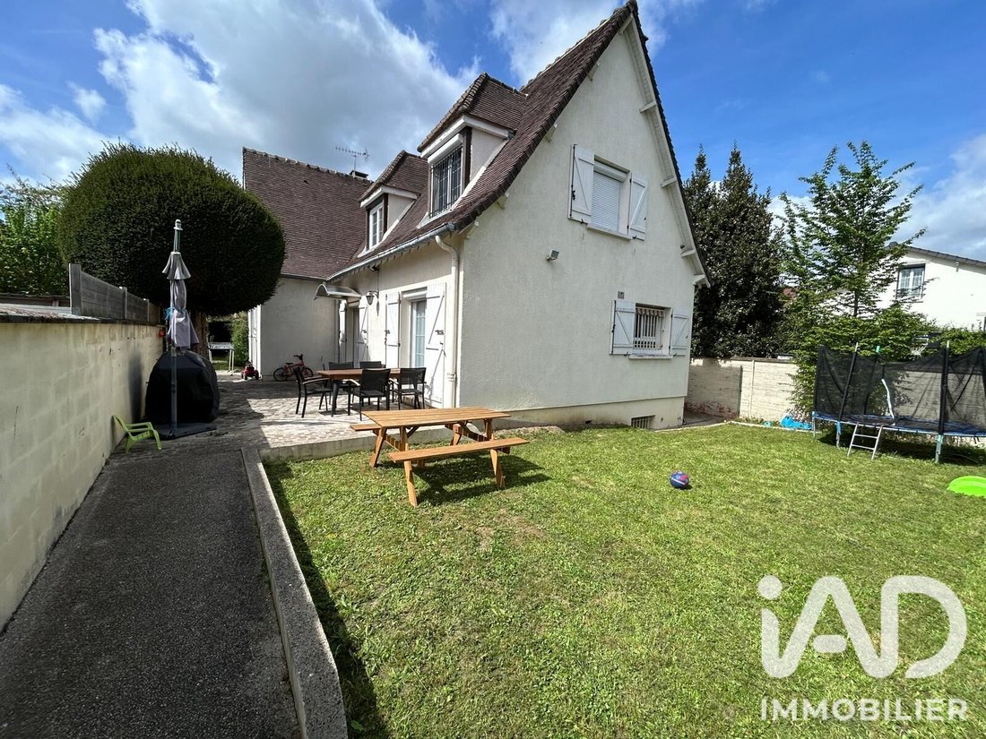 House in Saint-Brice-sous-Foret, Ile-de-France, France 3 - 18930071