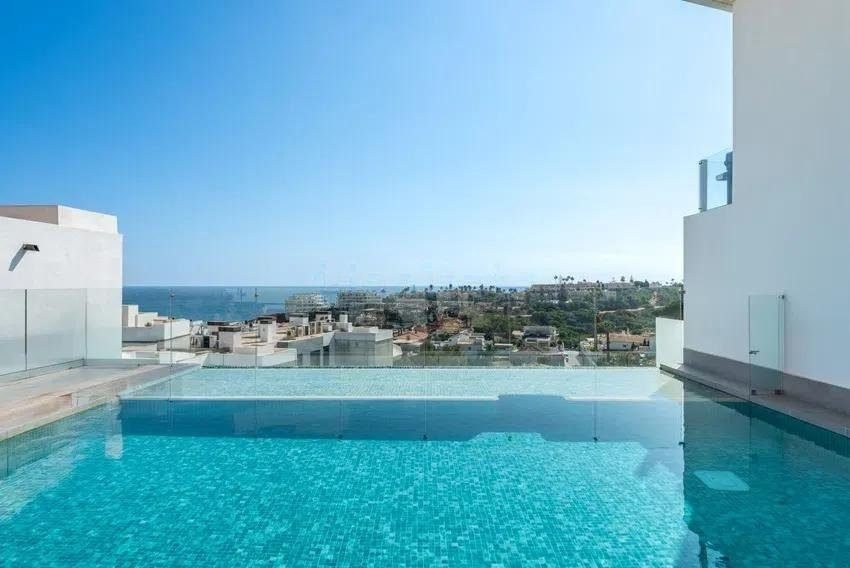Apartment in Fuengirola, Andalusia, Spain 1 - 18928759