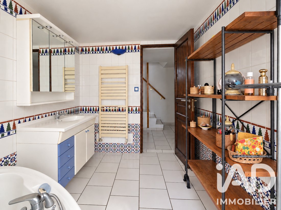 House in Vitry-sur-Seine, Ile-de-France, France 5 - 18930013