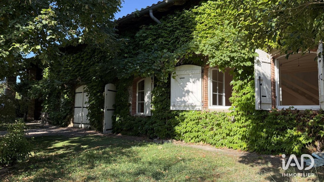 Castelnau-d'Estretefonds, Occitania, France 2 - 18930083