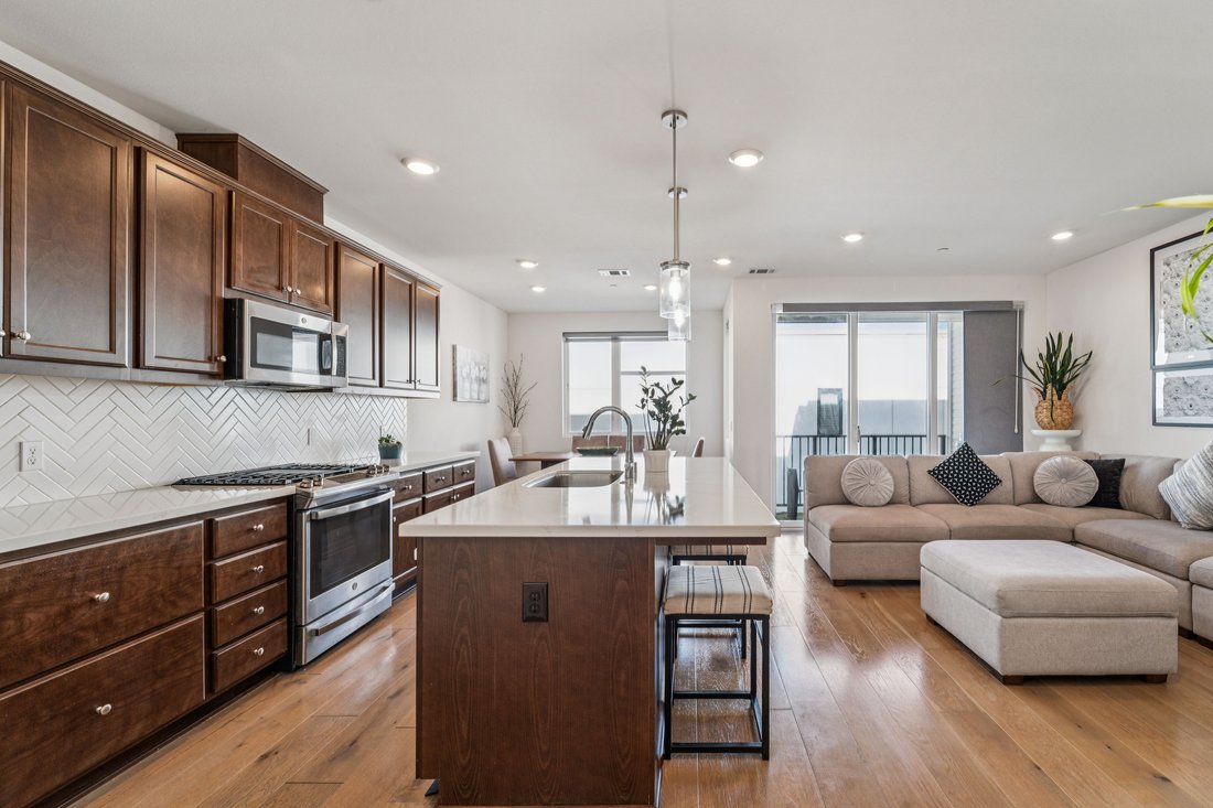 Condo in San Francisco, California, United States 5 - 18929525