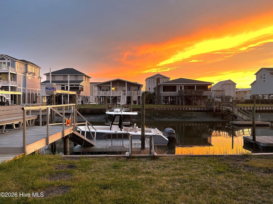 House in Ocean Isle Beach, North Carolina, United States 3 - 18928640