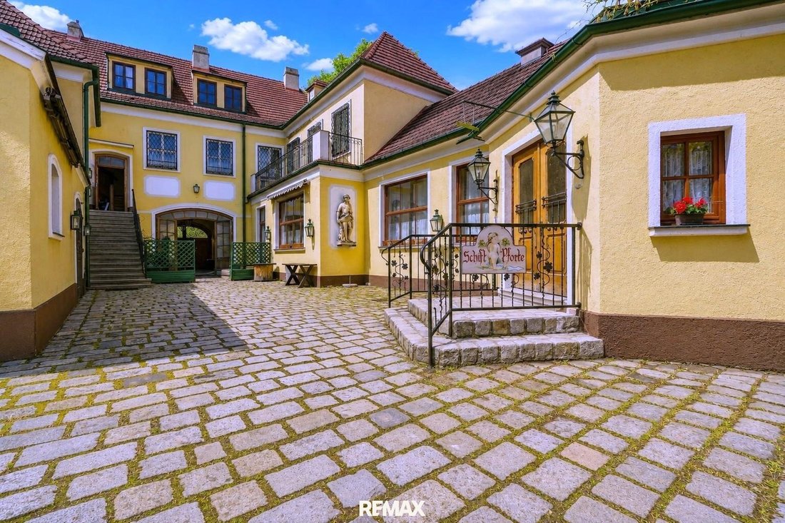 Perchtoldsdorf, Lower Austria, Austria 5 - 18929906