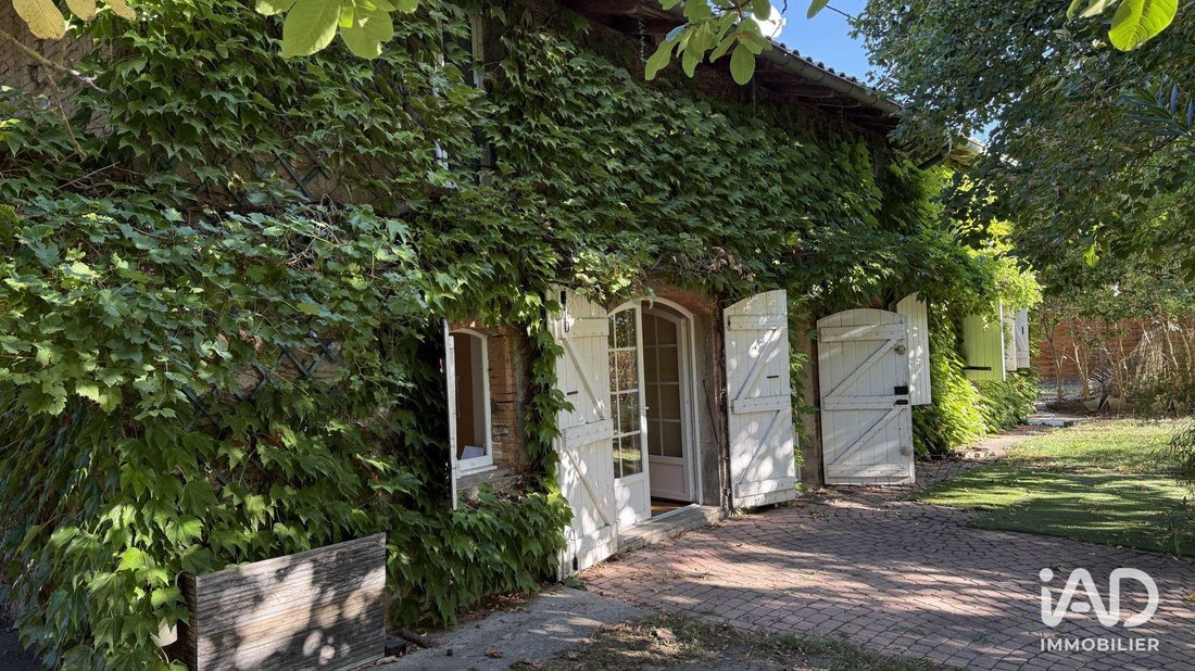Castelnau-d'Estretefonds, Occitania, France 3 - 18930083
