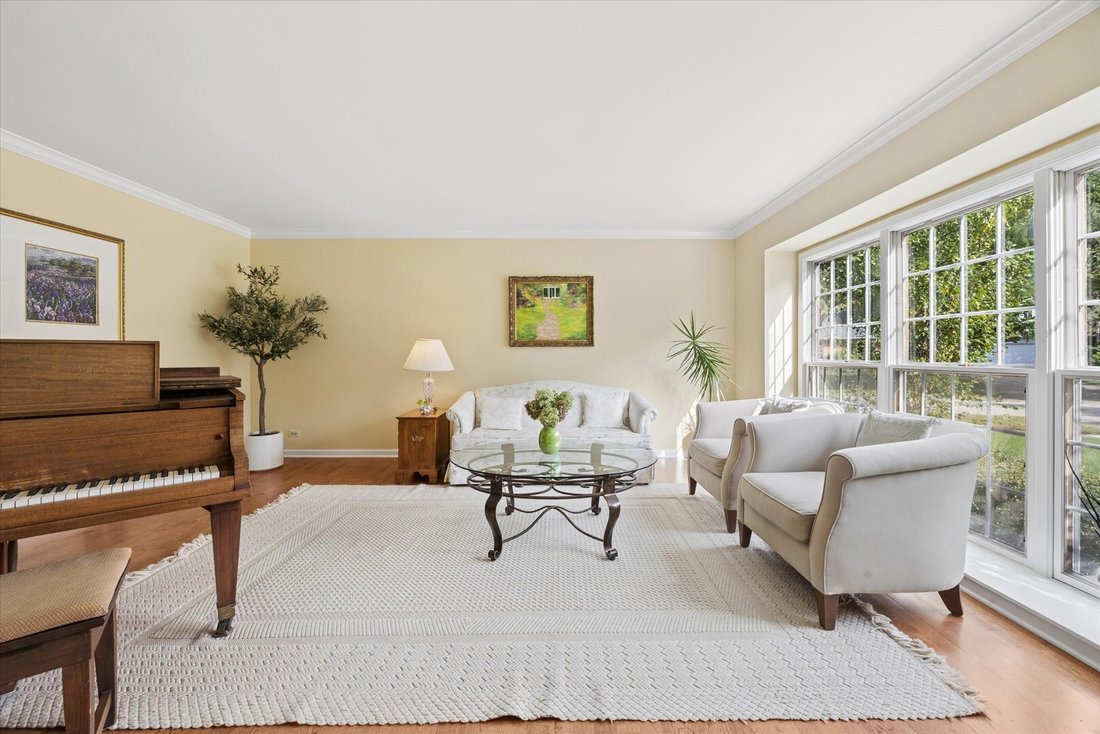 House in Hinsdale, Illinois, United States 3 - 18929686