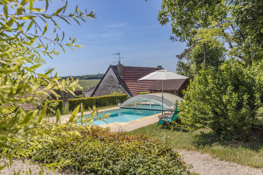 House in Flacey, Bourgogne – Franche-Comté, France 1 - 18929101