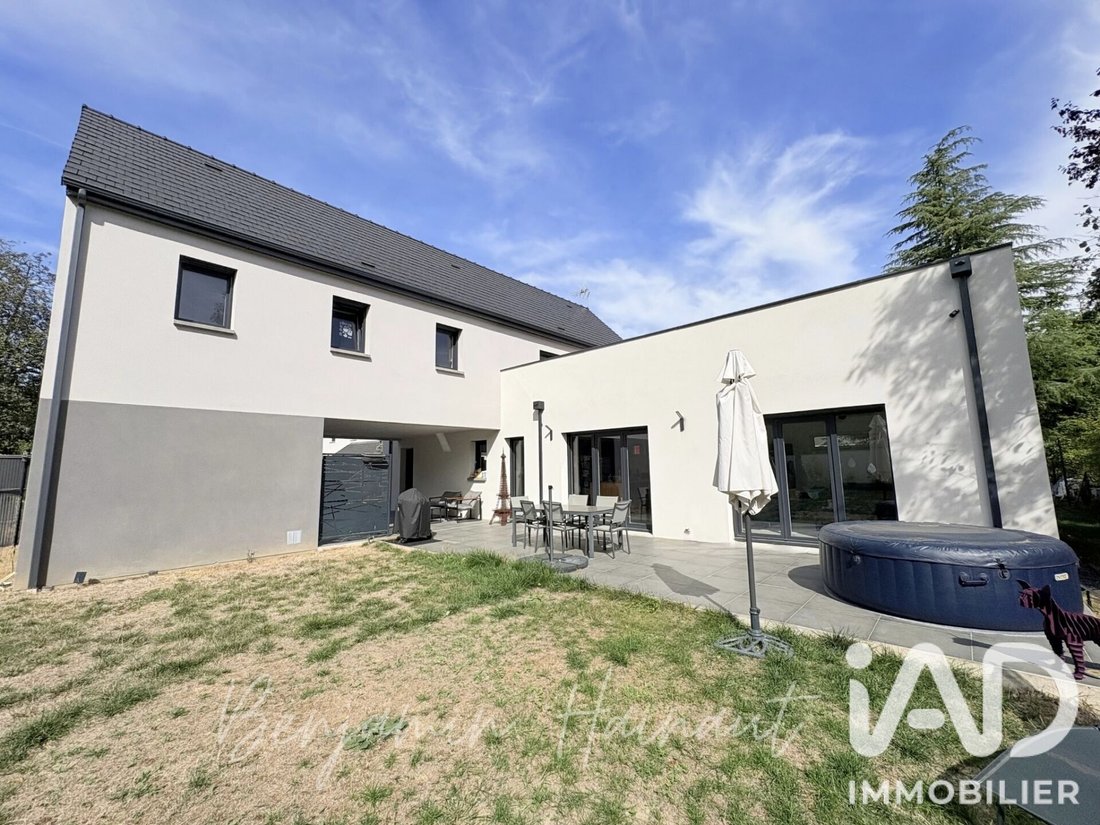 House in Chaumes-en-Brie, Ile-de-France, France 1 - 18930000