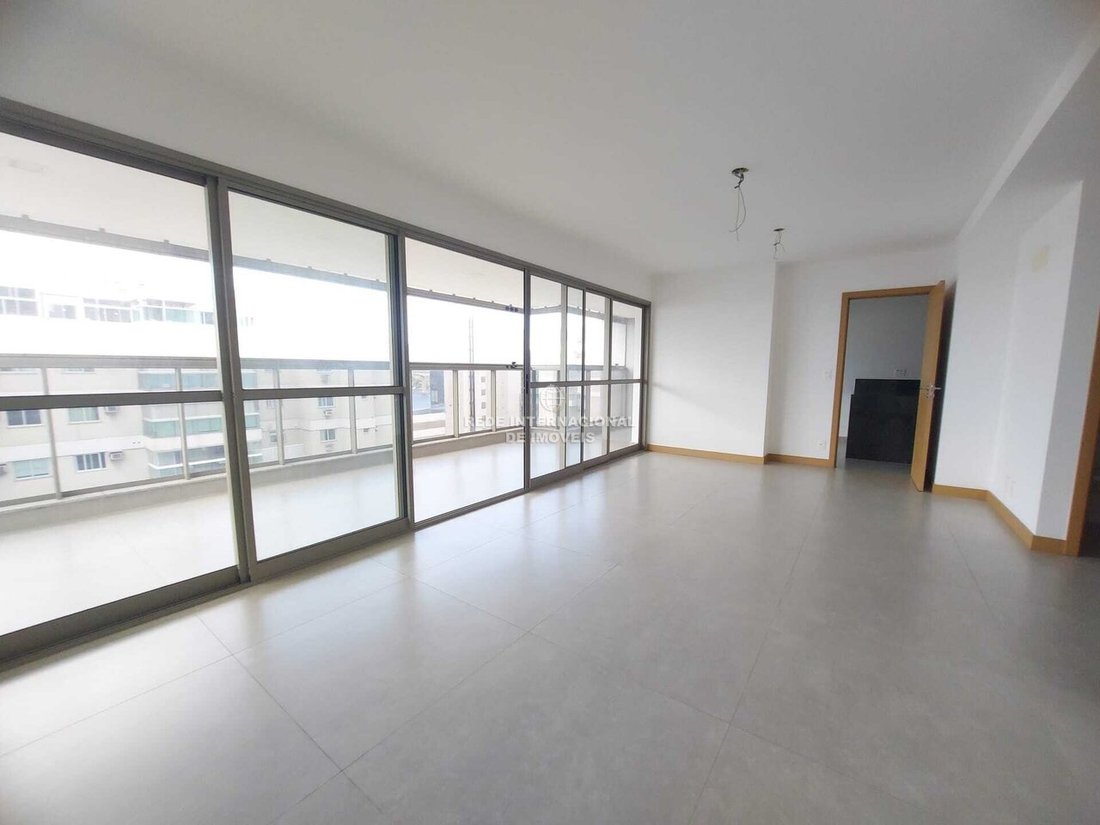 Apartment in Enseada do Suá, State of Espírito Santo, Brazil 4 - 16929642