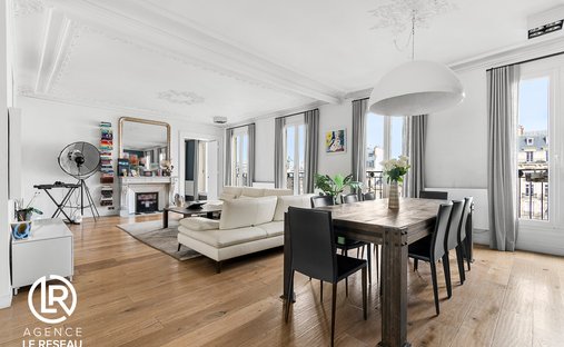 Apartment in La Plaine des Sablons, Neuilly-sur-Seine, France 1