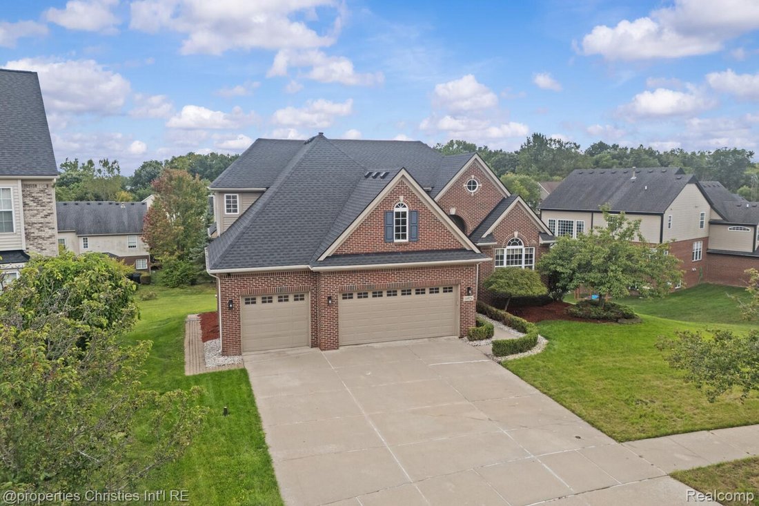 House in Township of Northville, Michigan, United States 2 - 18929706