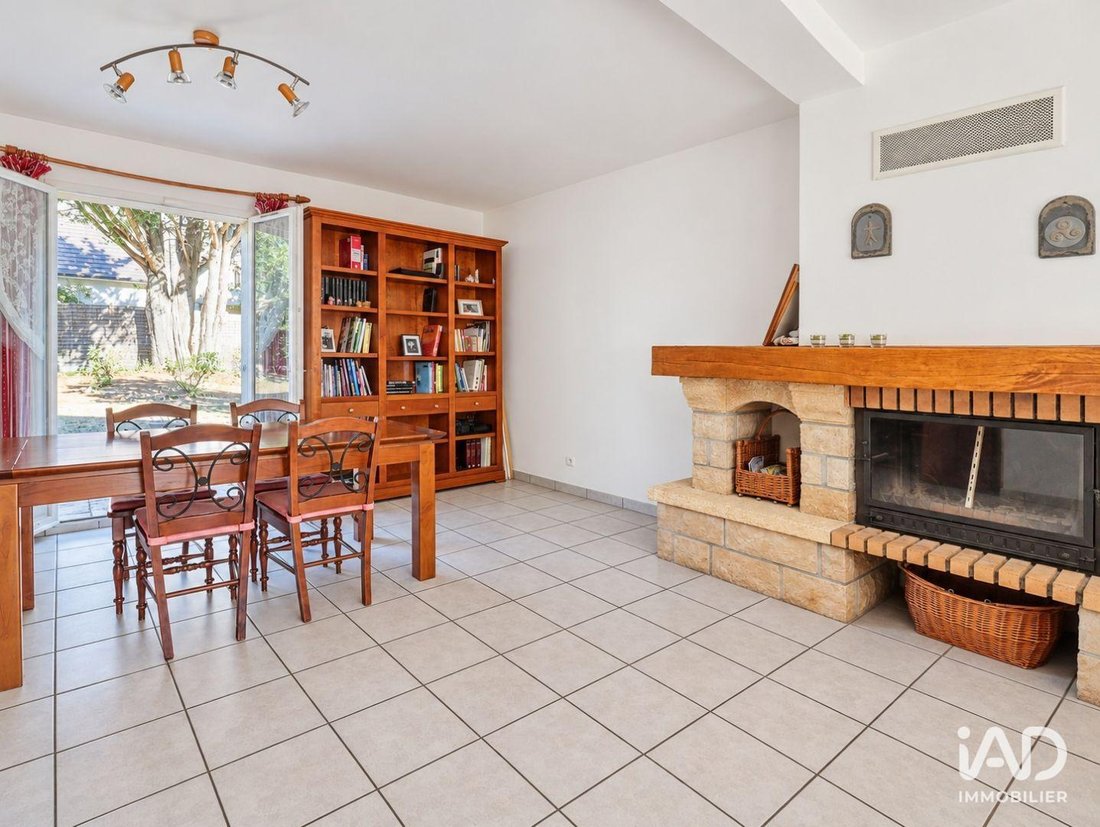 House in Centre Ville Sud Ouest, Bussy-Saint-Georges, France 2 - 18930029
