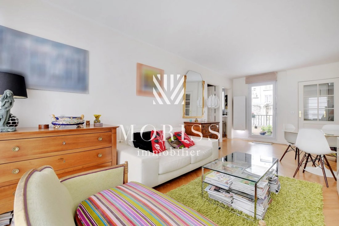 Apartment in Batignolles-Cardinet, Paris 17e Arrondissement, Paris 2 - 18929089