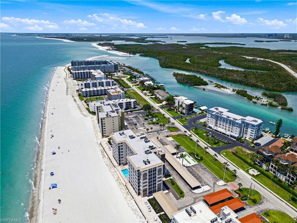 Condo in Bonita Springs, Florida, United States 5 - 18929697
