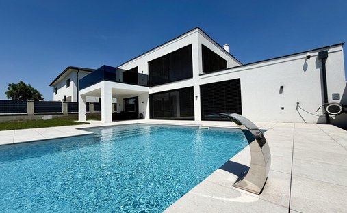 House in Schwadorf, Lower Austria, Austria 1