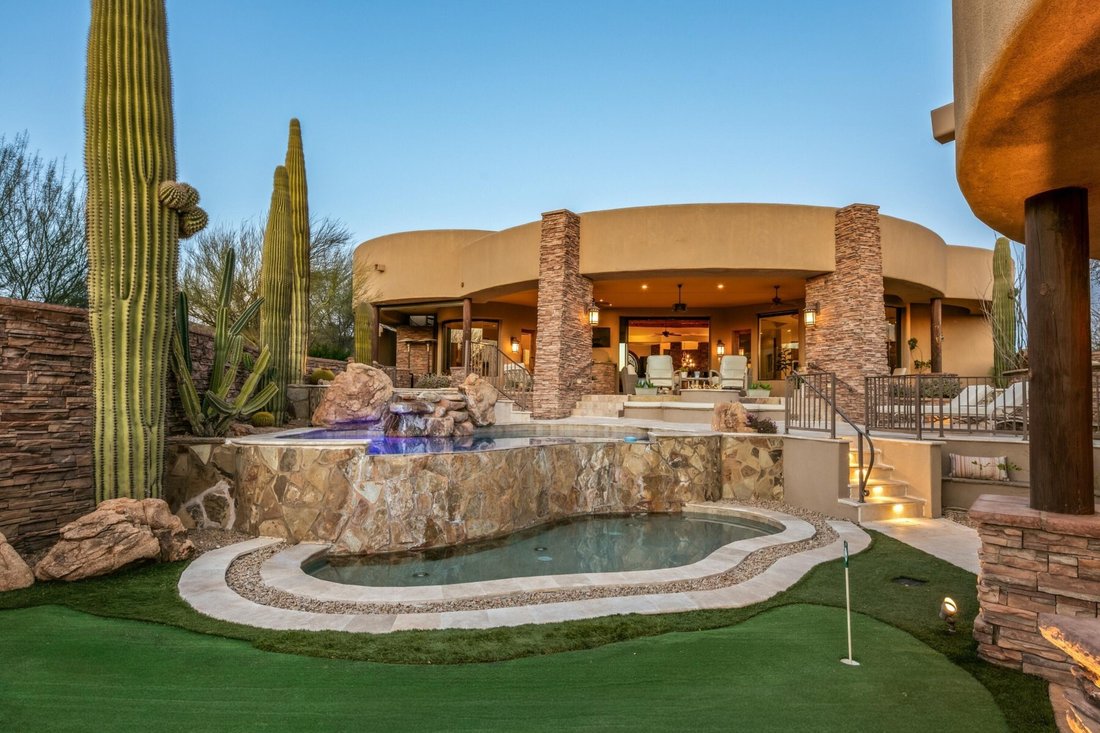 Scottsdale, Arizona, United States 2 - 18929524