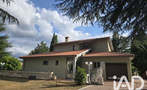 House in Ponlat-Taillebourg, Occitania, France 1