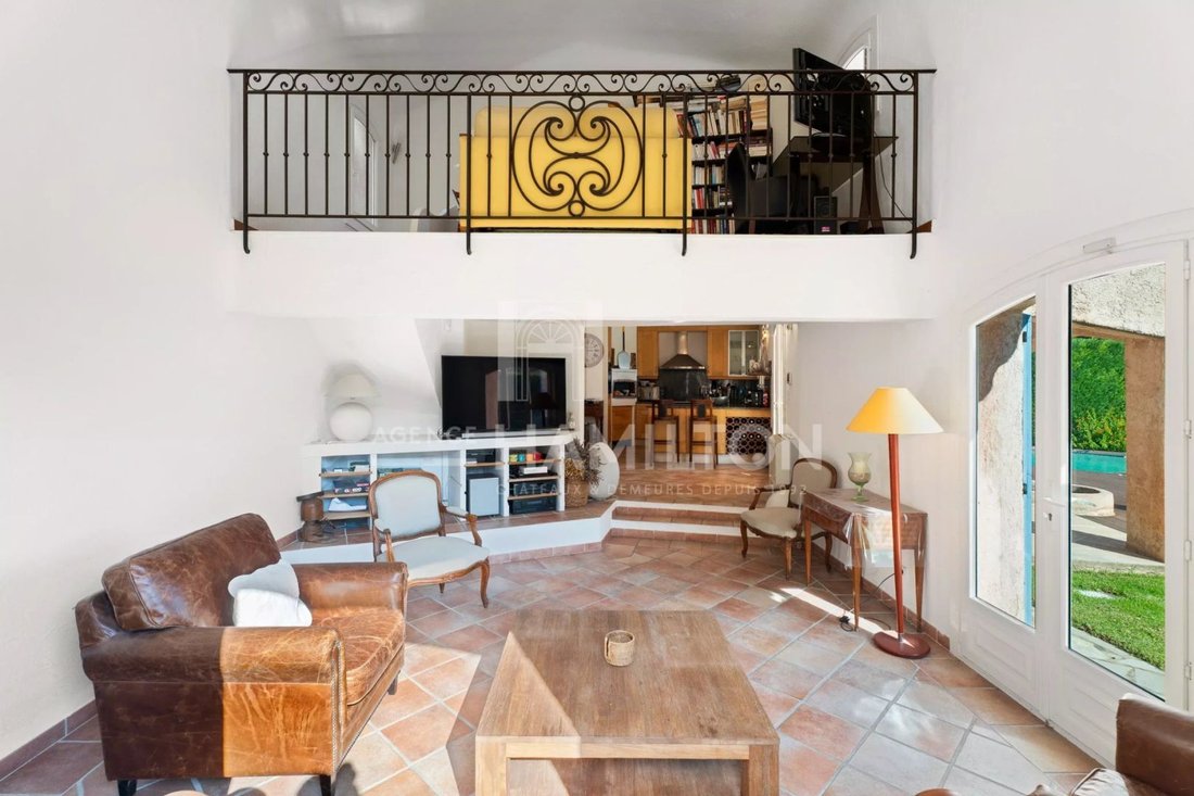 Villa in Opio, Provence-Alpes-Côte d'Azur, France 4 - 18929637
