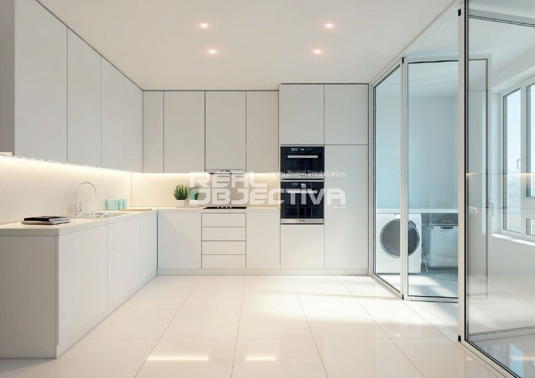 Apartment in Cedofeita, Santo Ildefonso, Se, Miragaia, Sao Nicolau e Vitoria, Porto District, Portugal 3 - 12259102