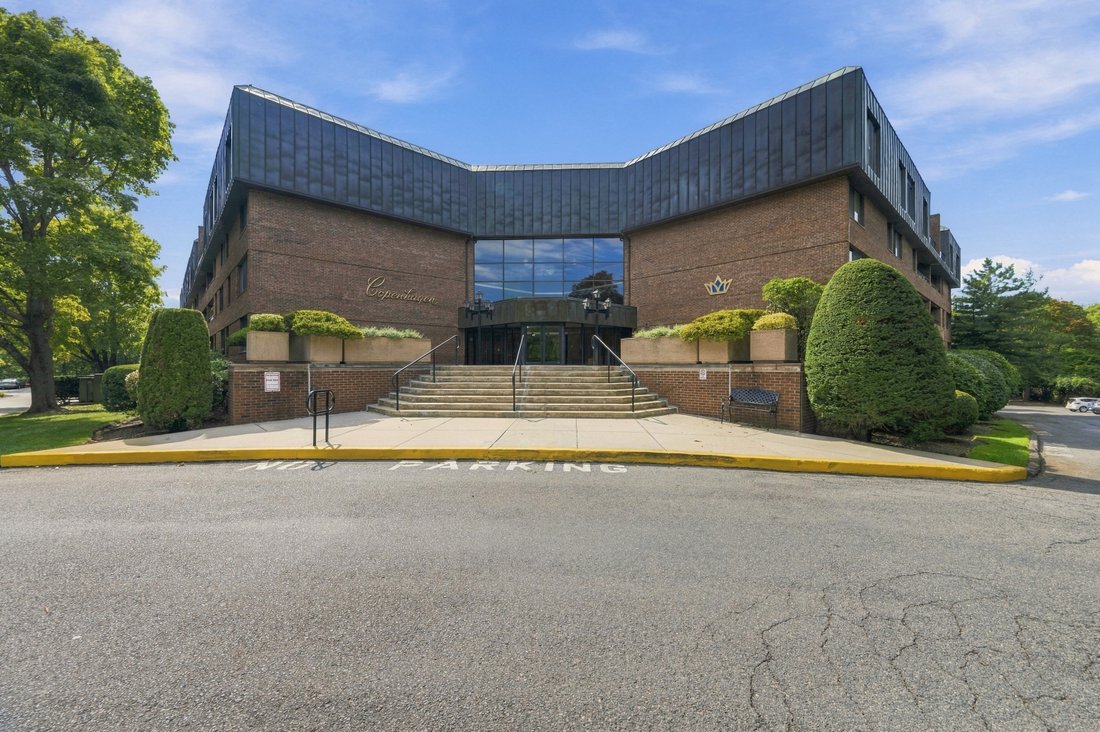 Condo in Swampscott, Massachusetts, United States 2 - 18929527