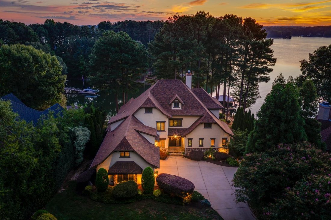 House in Lake Norman of Catawba, North Carolina, United States 1 - 18928899