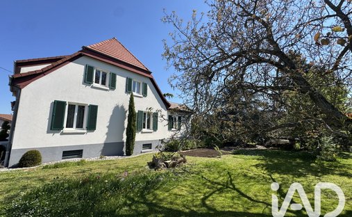 House in Centre Nord, Cernay, France 1