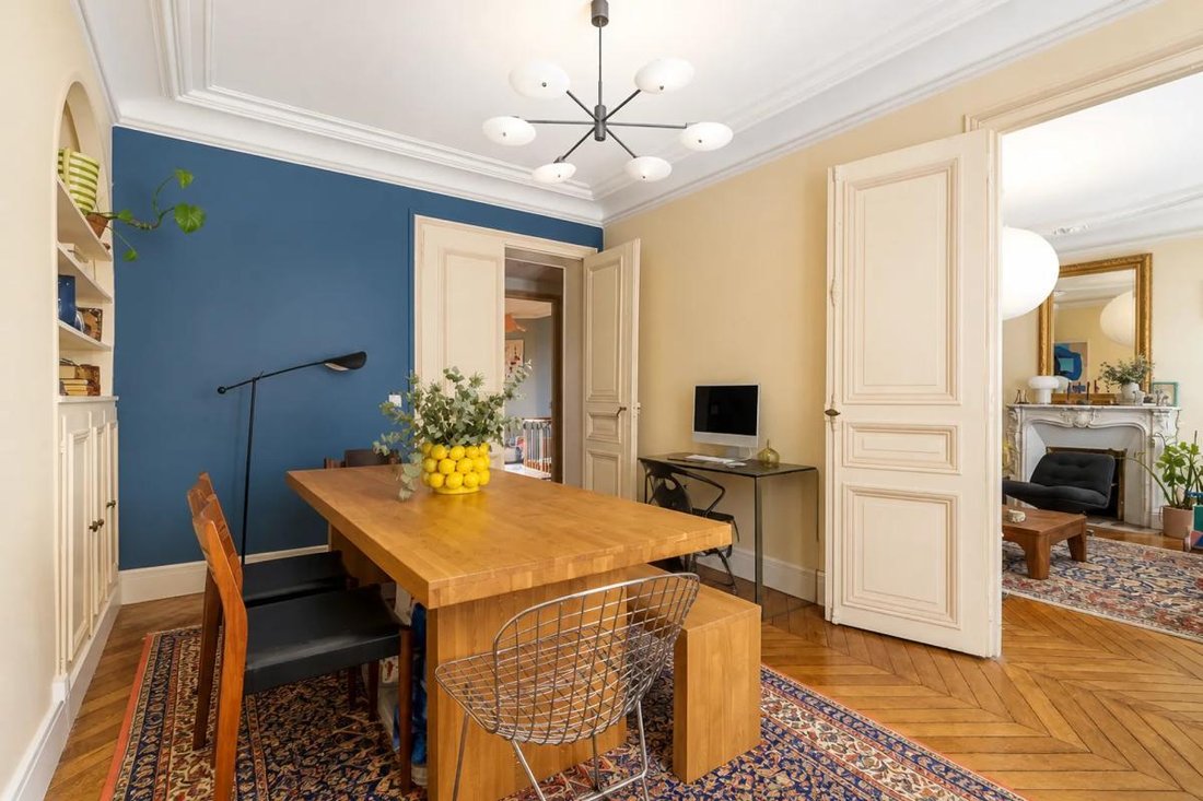 Apartment in La Fourche-Guy Môquet, Paris 17e Arrondissement, Paris 5 - 18923982