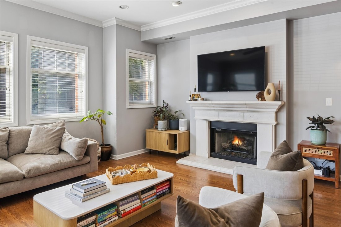 Condo in Chicago, Illinois, United States 5 - 18929718