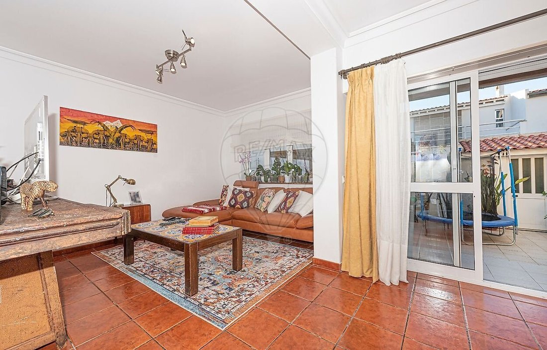 House in Carcavelos e Parede, Lisbon, Portugal 4 - 18929142
